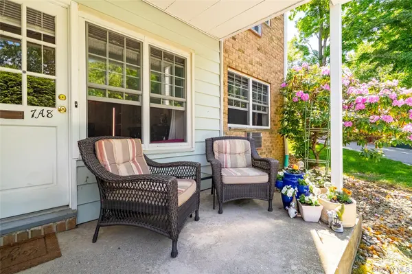 1840 Crompond RD #7A8, Peekskill, NY 10566