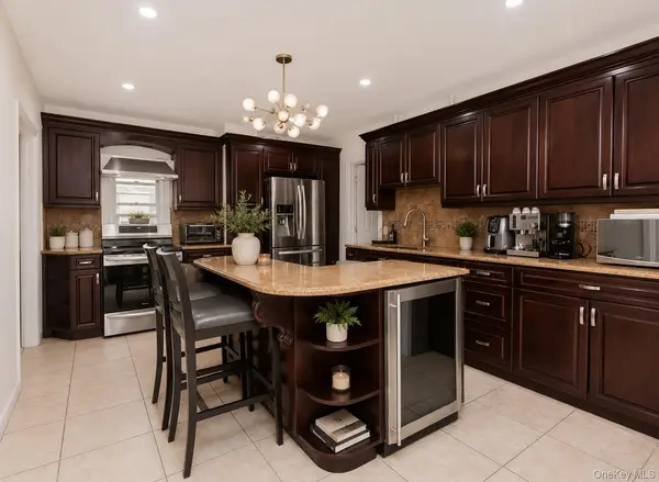 636 E 219th ST, Bronx, NY 10467