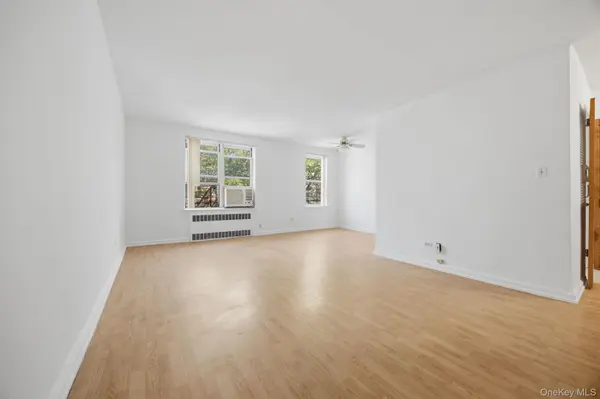 105-24 67 AVE #3D, Forest Hills, NY 11375
