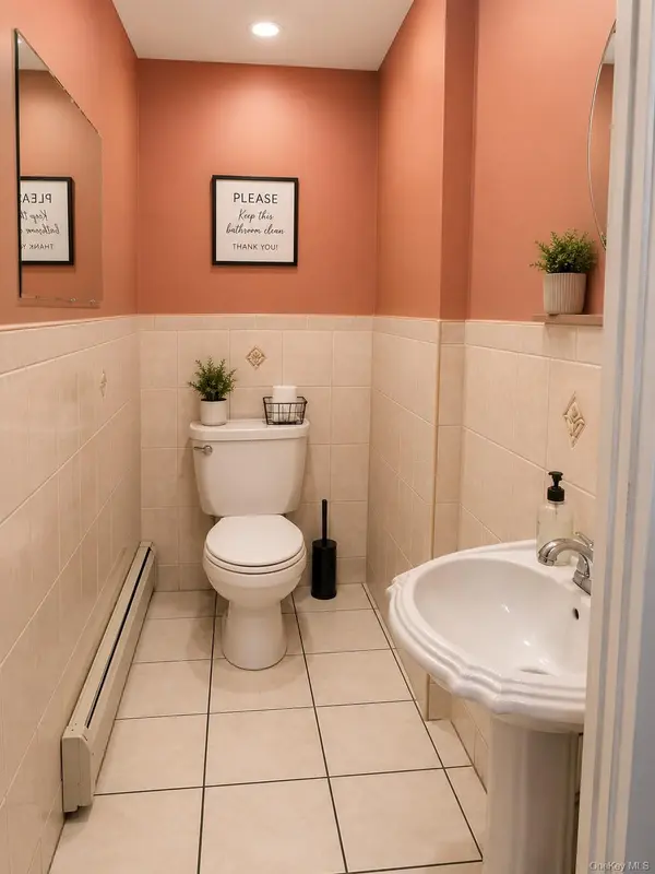 22111 Linden BLVD, Cambria Heights, NY 11411