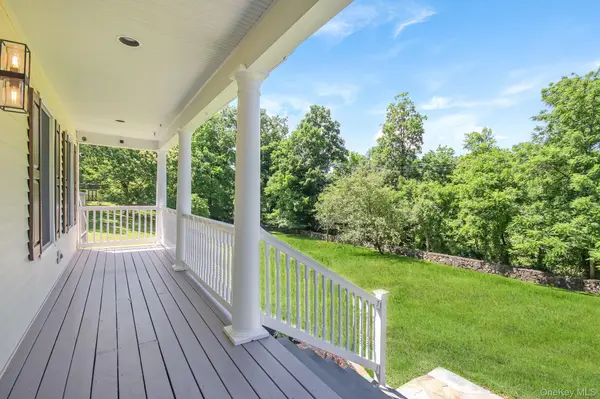 104 Mountain View RD, Cortlandt Manor, NY 10567