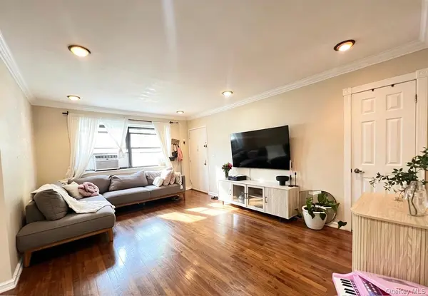 6968 137th ST #1B, Flushing, NY 11367