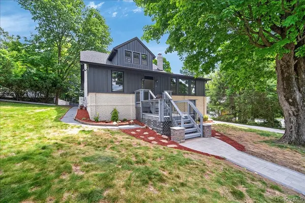584 Shore DR, New Windsor, NY 12553