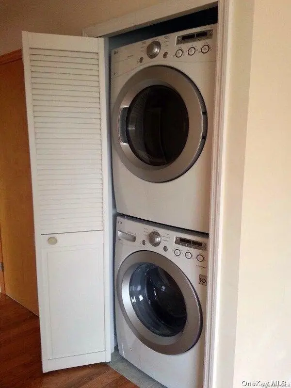 63-14 Queens BLVD #8H, Woodside, NY 11377