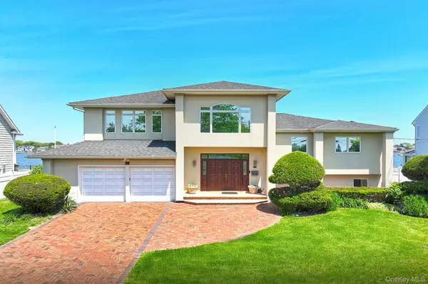 69 Ocean AVE, Massapequa, NY 11758
