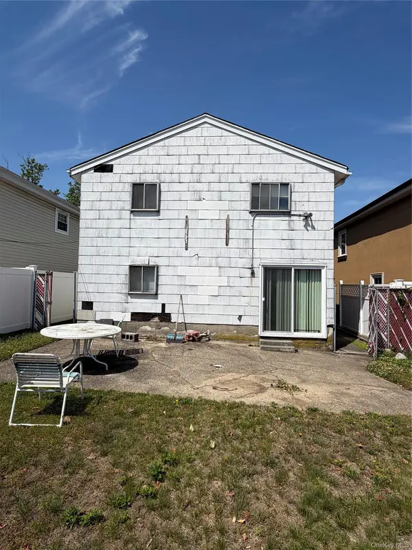 16007 87th ST, Howard Beach, NY 11414