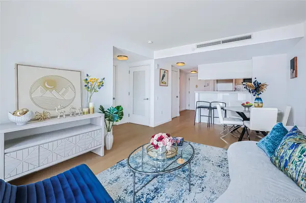 13835 39th AVE #4B, Flushing, NY 11354