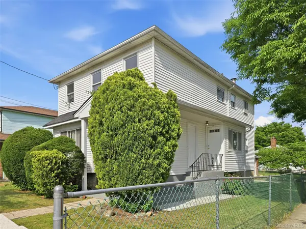 14563 181st ST, Springfield Gardens, NY 11413