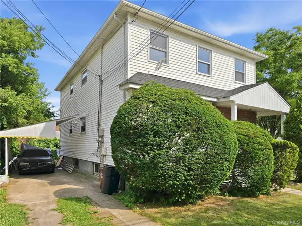 14563 181st ST, Springfield Gardens, NY 11413