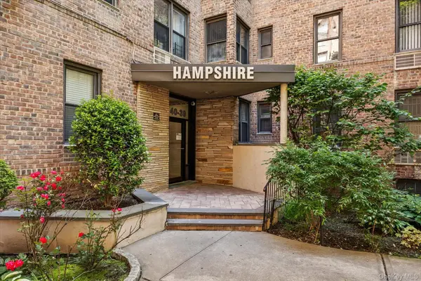 140-39 34th AVE #2T, Flushing, NY 11354