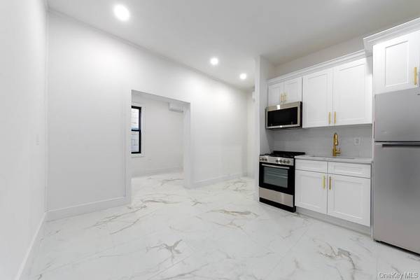 78-84 E Park AVE, Long Beach, NY 11561