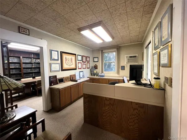 2566 Middle Country RD, Centereach, NY 11720