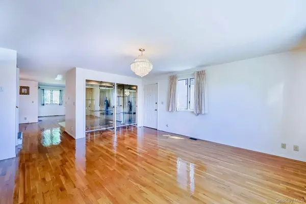 3325 149th PL, Flushing, NY 11354
