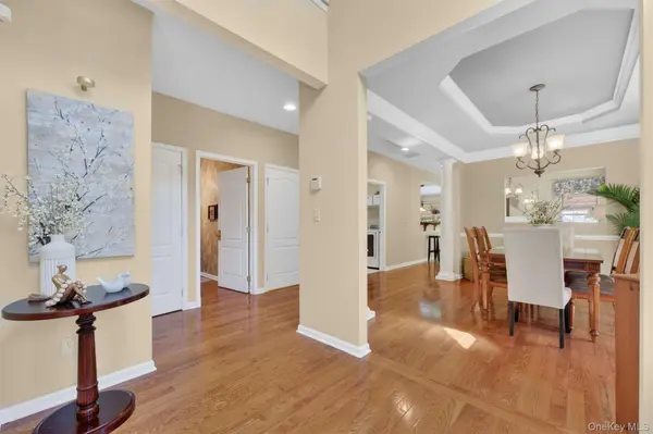 801 Huntington DR, Fishkill, NY 12524