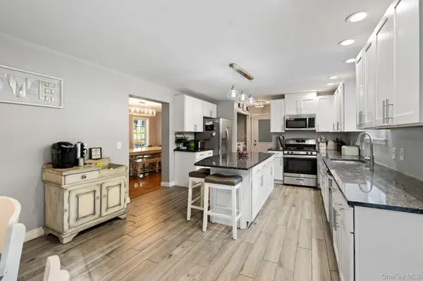 181 Penaluna RD, Monroe, NY 10950