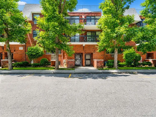 7108 Sutton PL #1, Fresh Meadows, NY 11365
