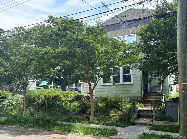 6538 51st RD, Woodside, NY 11377