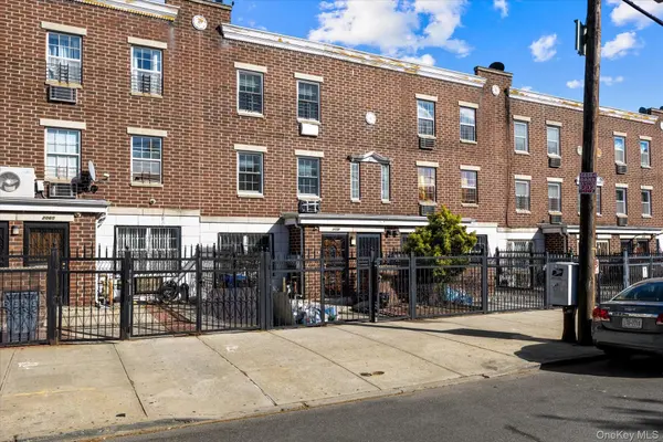 2058 Washington AVE, Bronx, NY 10457