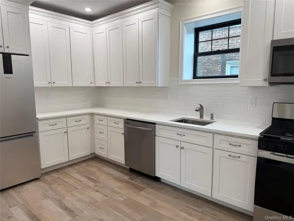 162 2nd ST #4, Mineola, NY 11501