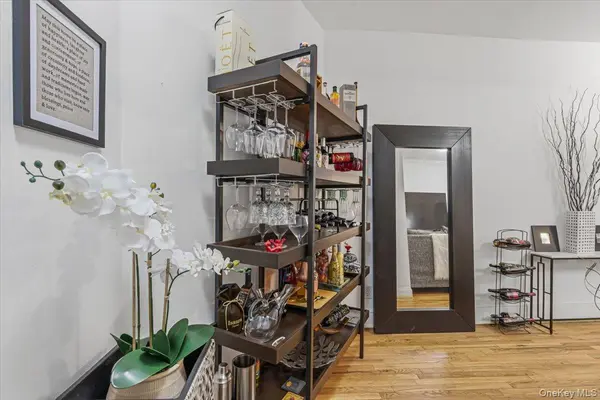 8374 Talbot ST #4D, Kew Gardens, NY 11415