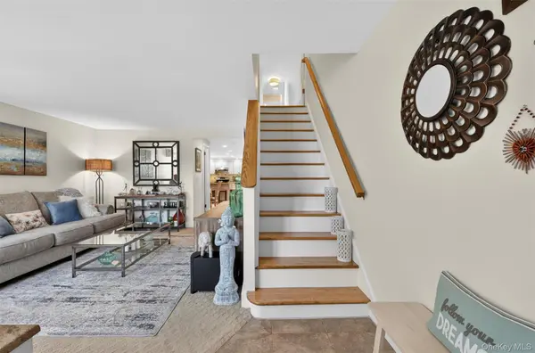 125-16 5th AVE, College Point, NY 11356