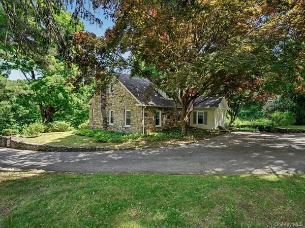 729 Croton Falls RD, Carmel, NY 10512