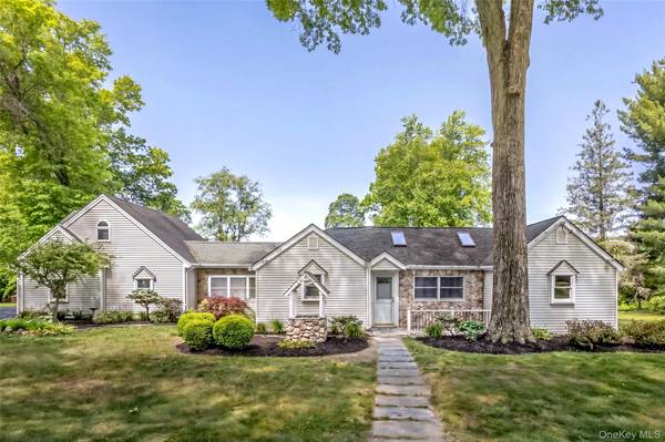18 Military LN, Gardiner, NY 12525