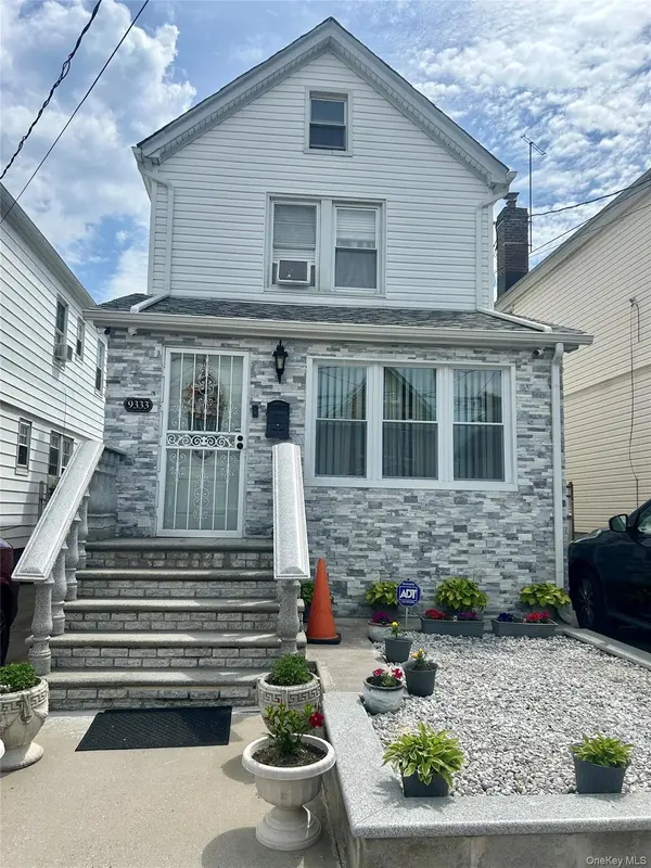 9333 212th PL, Queens Village, NY 11428