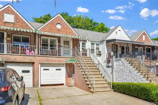 67-10 Selfridge ST, Forest Hills, NY 11375