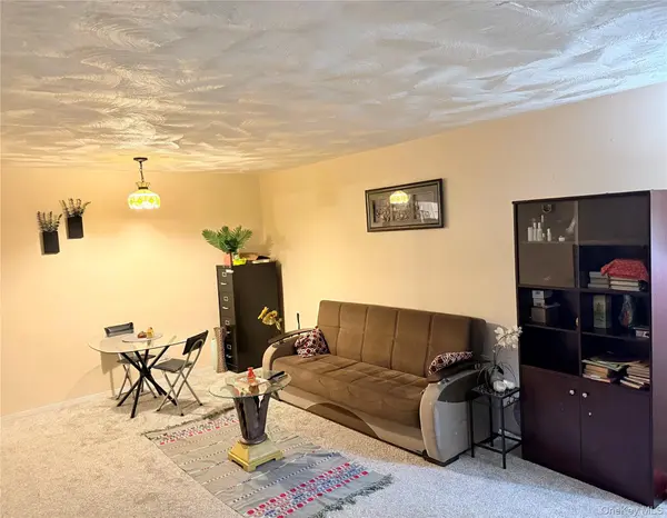 204-15 Foothill AVE #B44, Hollis, NY 11423