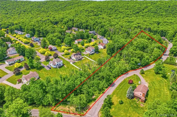 27 Van Tassel CT, Highland Mills, NY 10930