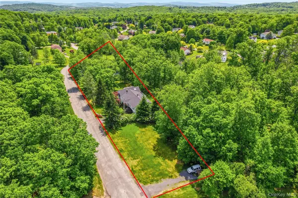 27 Van Tassel CT, Highland Mills, NY 10930