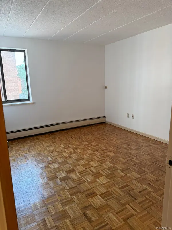 134-46 Maple AVE #5B, Flushing, NY 11355
