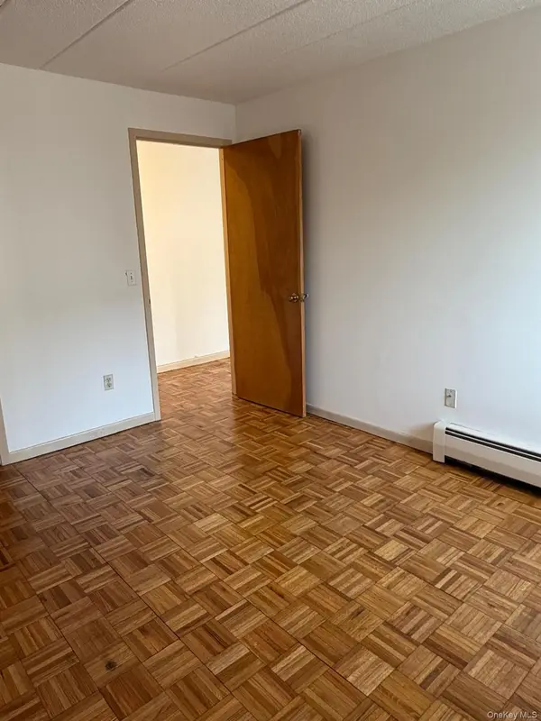 134-46 Maple AVE #5B, Flushing, NY 11355