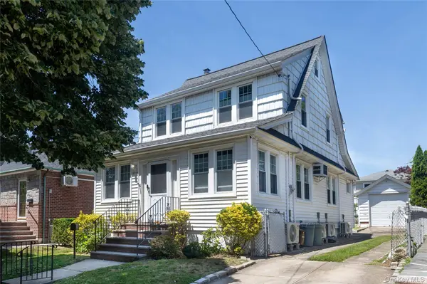 15719 13th AVE, Whitestone, NY 11357