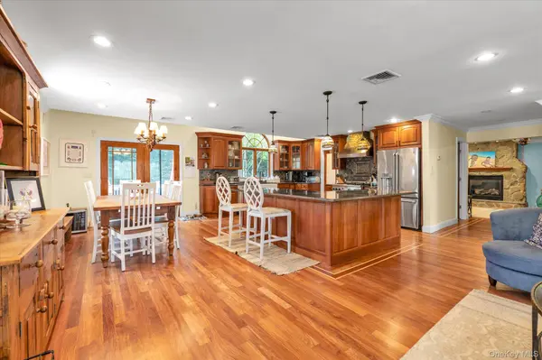 2635 Merrick AVE, Merrick, NY 11566