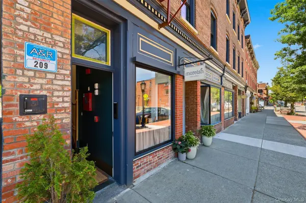 207 Main ST #1, Beacon, NY 12508