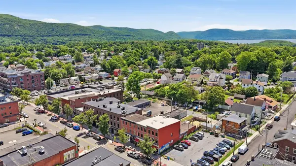 207 Main ST #1, Beacon, NY 12508
