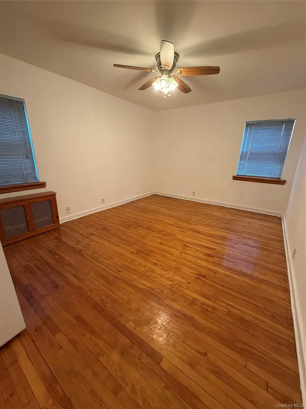 196-61 69th AVE #1, Fresh Meadows, NY 11365