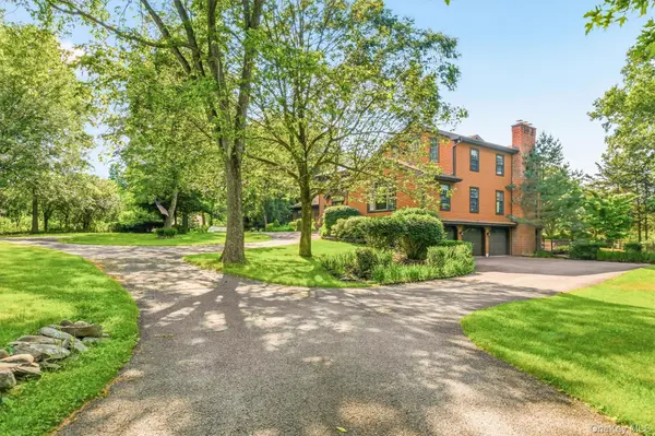 309 Beattie RD, Washingtonville, NY 10992