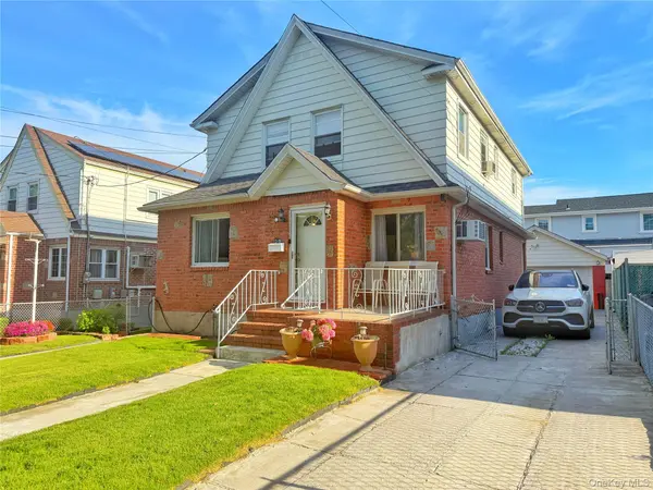 115-08 150th AVE, South Ozone Park, NY 11420