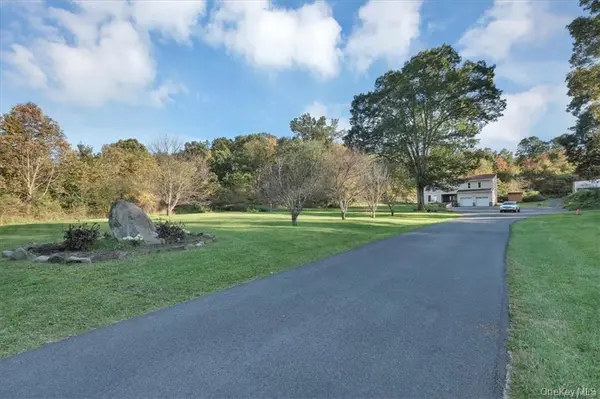 63 Whitetail RUN, Chester, NY 10918