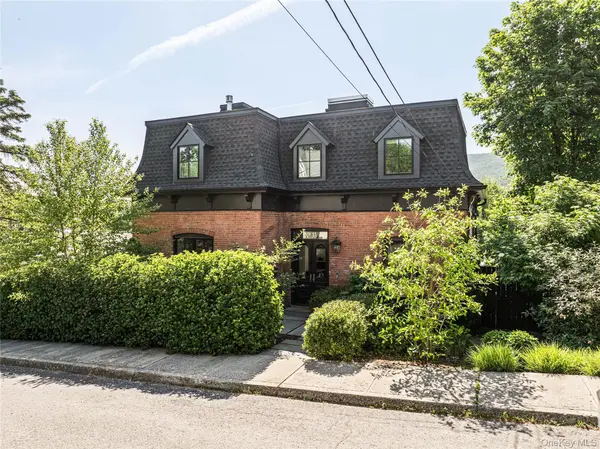 33 Davis ST, Beacon, NY 12508