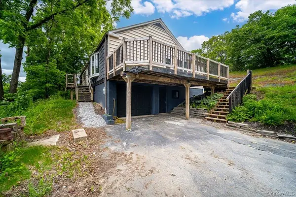 99 Moore ST, Kingston, NY 12401