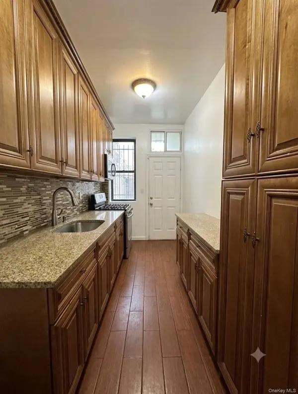 234 Dahill RD, Brooklyn, NY 11218