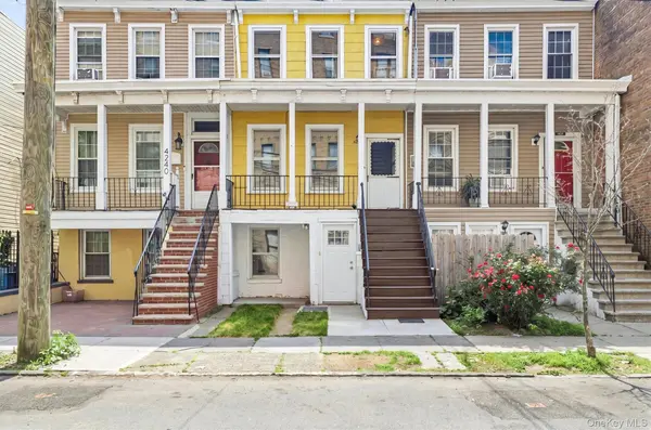 4238 Vireo AVE, Bronx, NY 10470