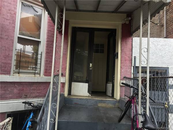 881 Longfellow AVE, Bronx, NY 10474