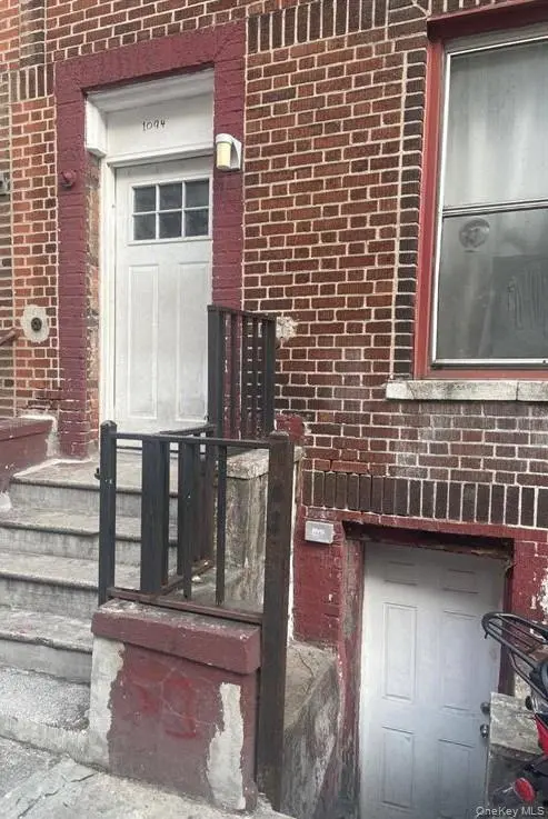 1094 Longfellow AVE, Bronx, NY 10459