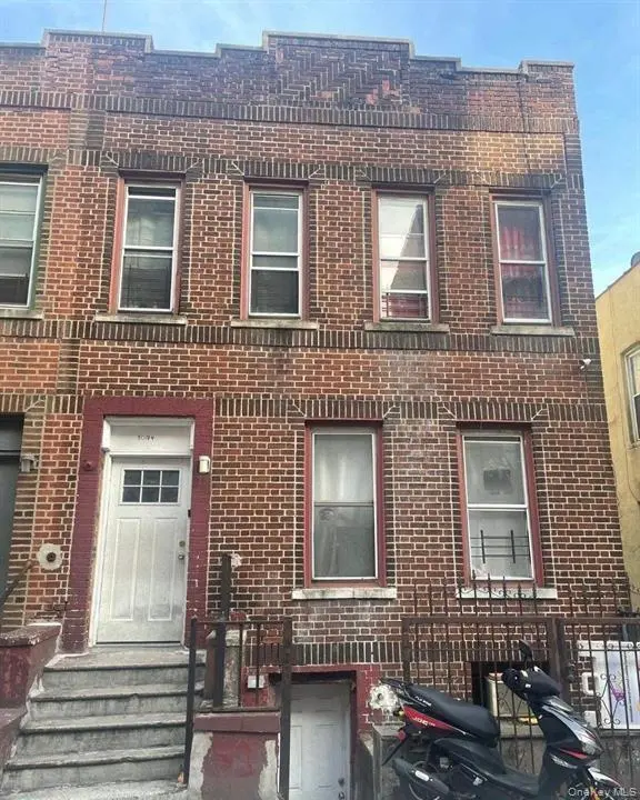 1094 Longfellow AVE, Bronx, NY 10459