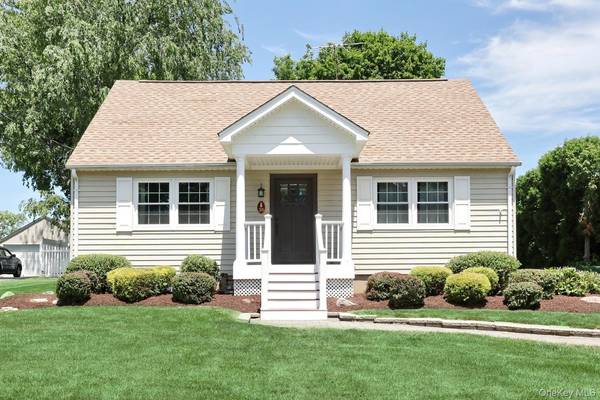 25 Amory AVE, Pearl River, NY 10965